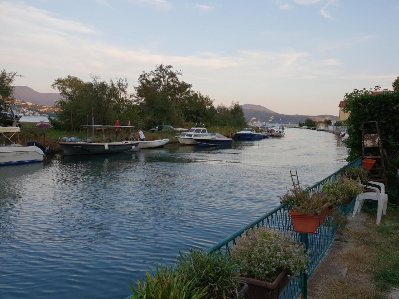 Apartment Miki Χέρτσεγκ Νόβι Εξωτερικό φωτογραφία